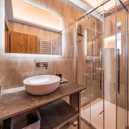 Апартаменты Alpendomizil Ahorn *