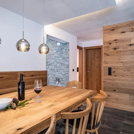 Alpendomizil Ahorn Apartment